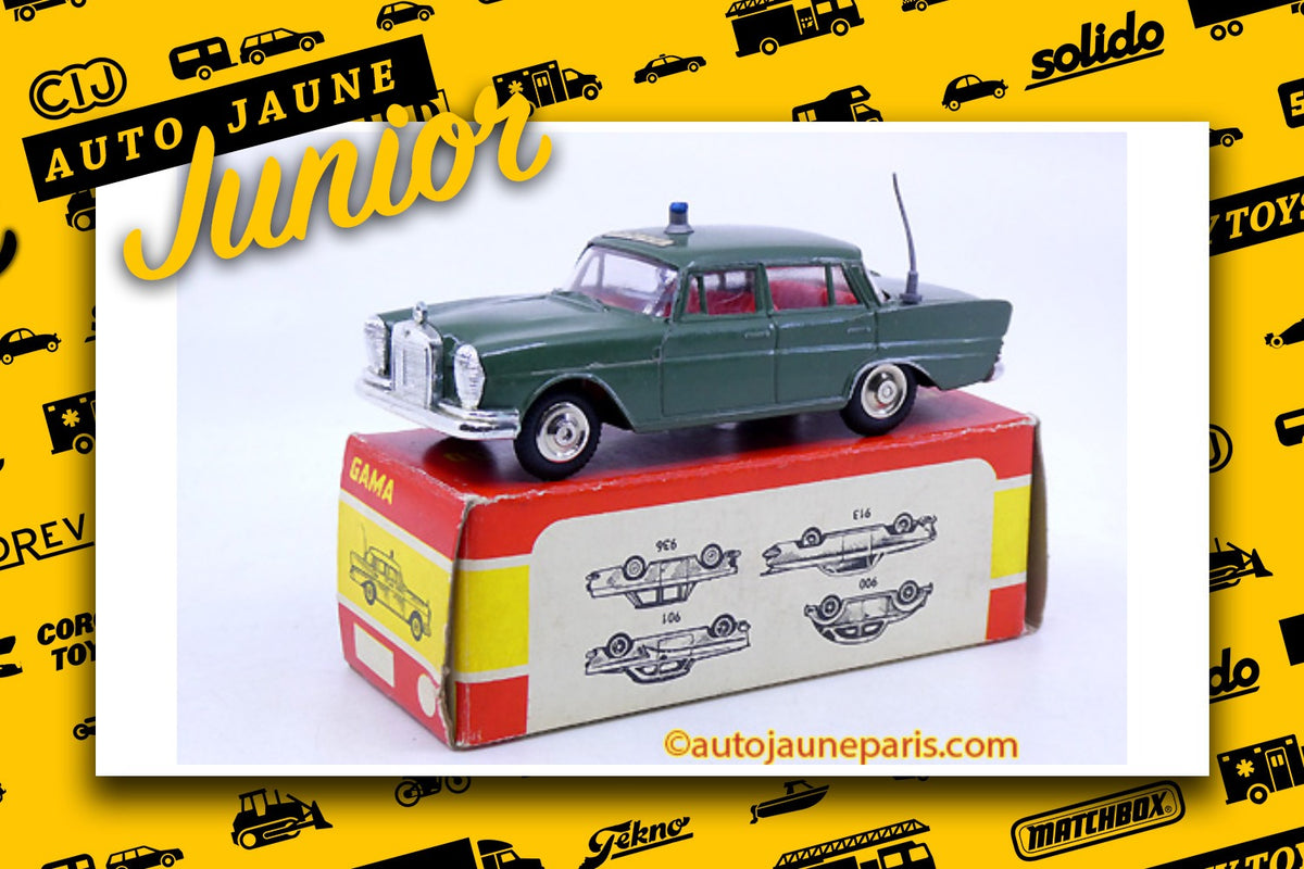 #3918 - Gama - Mercedes - 220 police