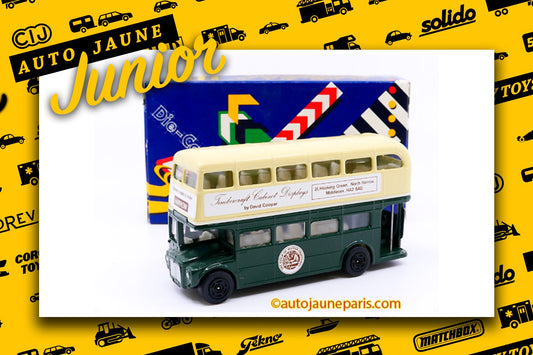 #2067 - Corgi Toys - Routemaster - Bus deux étages "Timbercraft Cabinet Displays"