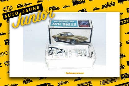 #3493 - AMT - Chevrolet - Corvette Sting Ray