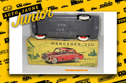#2051 - C-I-J - Mercedes - 220 berline
