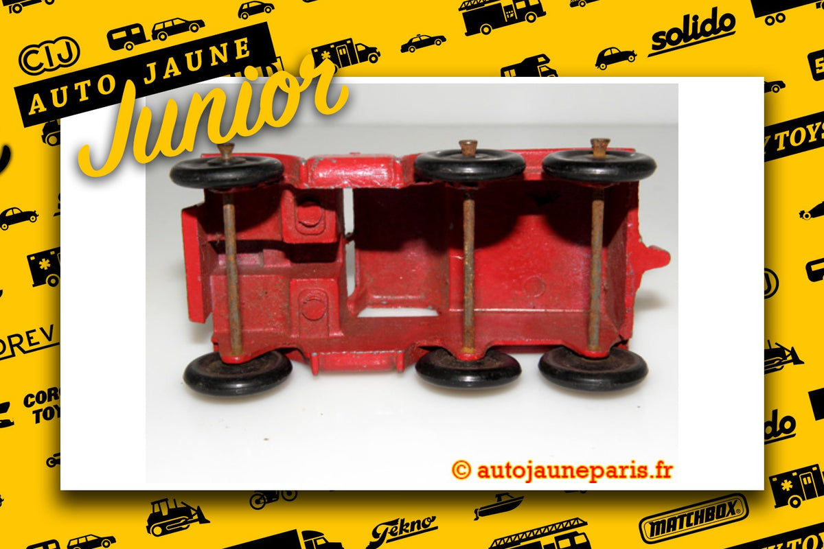 Le #2736 - Morestone - Antar - tracteur lourd "british Road service" est en vente sur Auto Jaune Junior ! Tekno, Politoys, Mebetoys, Mercury, Joal, Diapet, Märklin, TootsieToys. Vous avez le même jouet ? Profitez de notre expertise pour vous accompagner dans la vente de vos modèles ou votre collection ! Nous achetons tous lots de miniatures ! Contactez nous ! contact@autojaunejunior.com.