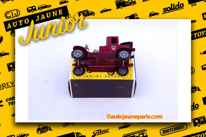 Le #2725 - Matchbox - Packard - Landaulet 1912 est en vente sur Auto Jaune Junior ! Tekno, Politoys, Mebetoys, Mercury, Joal, Diapet, Märklin, TootsieToys. Vous avez le même jouet ? Profitez de notre expertise pour vous accompagner dans la vente de vos modèles ou votre collection ! Nous achetons tous lots de miniatures ! Contactez nous ! contact@autojaunejunior.com.