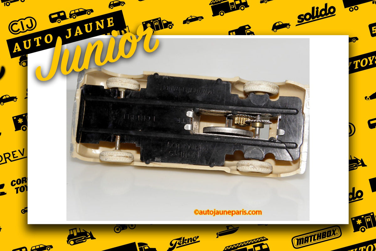 Le #2759 - Minialuxe - Renault - Frégate berline mécanique est en vente sur Auto Jaune Junior ! Tekno, Politoys, Mebetoys, Mercury, Joal, Diapet, Märklin, TootsieToys. Vous avez le même jouet ? Profitez de notre expertise pour vous accompagner dans la vente de vos modèles ou votre collection ! Nous achetons tous lots de miniatures ! Contactez nous ! contact@autojaunejunior.com.
