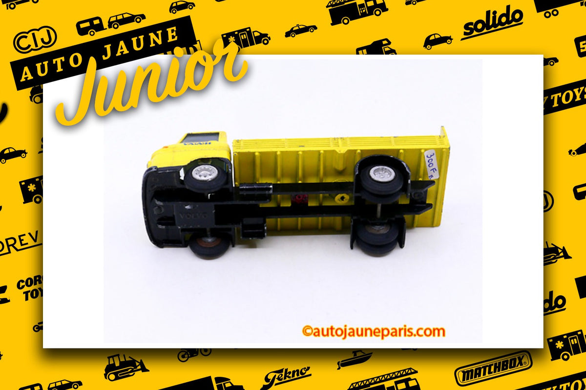 Le #2638 - Tekno - Volvo - Express brasseur Valash Premier Type est en vente sur Auto Jaune Junior ! Tekno, Politoys, Mebetoys, Mercury, Joal, Diapet, Märklin, TootsieToys. Vous avez le même jouet ? Profitez de notre expertise pour vous accompagner dans la vente de vos modèles ou votre collection ! Nous achetons tous lots de miniatures ! Contactez nous ! contact@autojaunejunior.com.