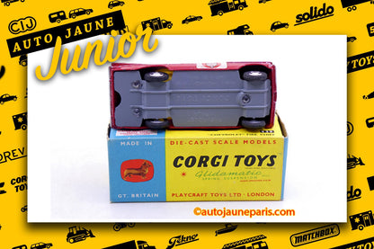 Le #2733 - Corgi Toys - Chevrolet - Impala fire chief (Version Intermediaire) est en vente sur Auto Jaune Junior ! Tekno, Politoys, Mebetoys, Mercury, Joal, Diapet, Märklin, TootsieToys. Vous avez le même jouet ? Profitez de notre expertise pour vous accompagner dans la vente de vos modèles ou votre collection ! Nous achetons tous lots de miniatures ! Contactez nous ! contact@autojaunejunior.com.