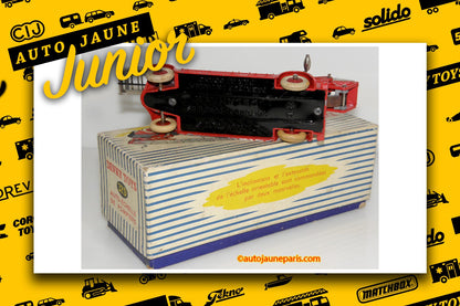 #3049 - Dinky Toys - Delahaye - camion grande échelle pompier