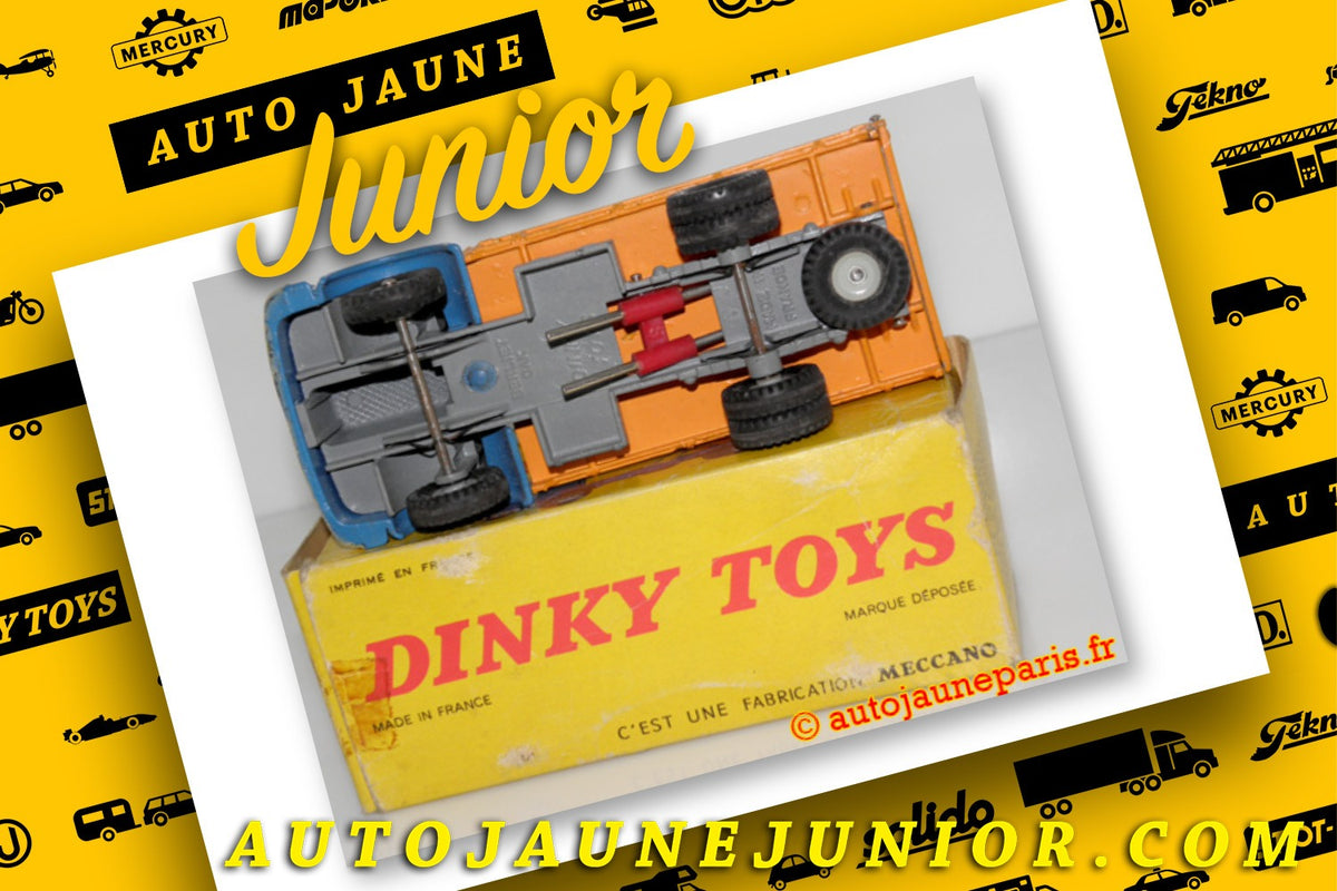 Le #2497 - Dinky Toys - Berliet - Gak camion benne basculante est en vente sur Auto Jaune Junior ! Tekno, Politoys, Mebetoys, Mercury, Joal, Diapet, Märklin, TootsieToys. Vous avez le même jouet ? Profitez de notre expertise pour vous accompagner dans la vente de vos modèles ou votre collection ! Nous achetons tous lots de miniatures ! Contactez nous ! contact@autojaunejunior.com.