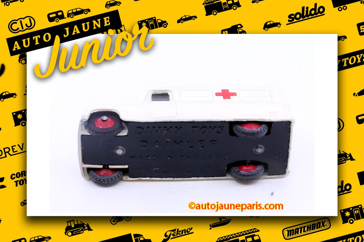 #2038 - Dinky Toys - Daimler - fourgon ambulance