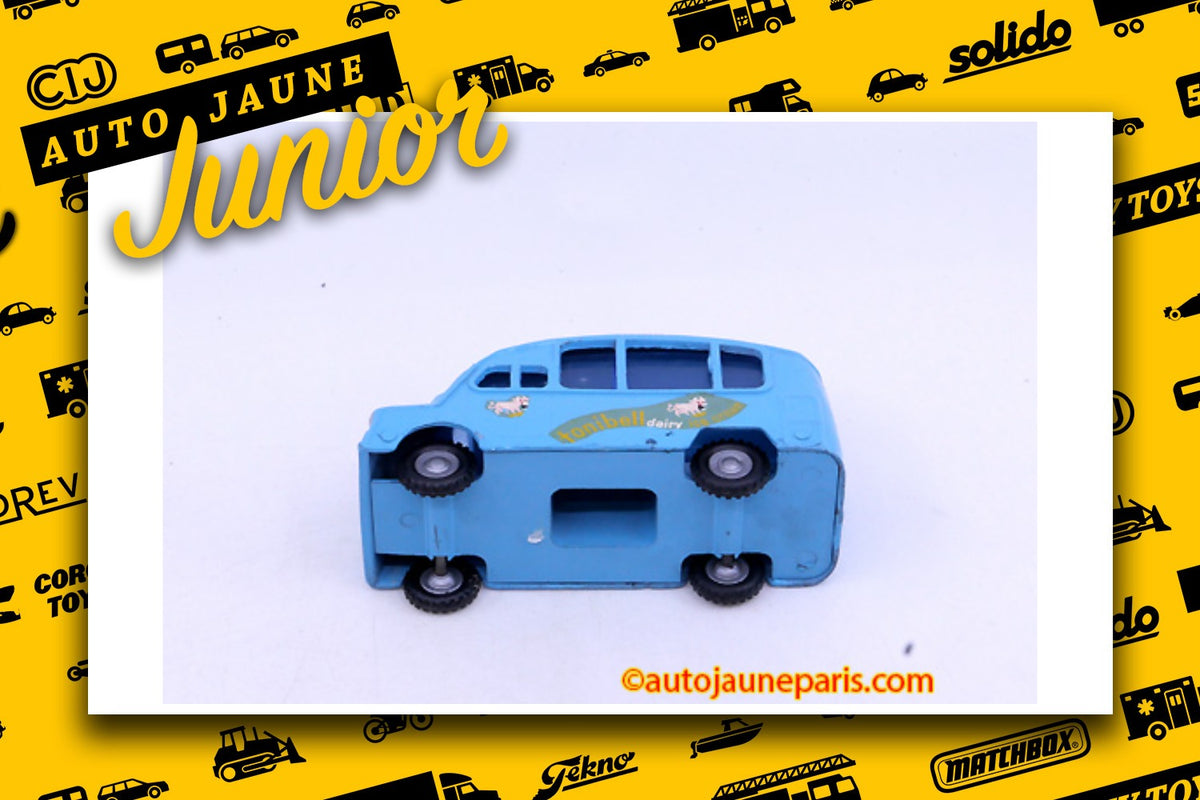 Le #2741 - Budgie - Bedford - fourgon de vente de glaces Tonibell est en vente sur Auto Jaune Junior ! Tekno, Politoys, Mebetoys, Mercury, Joal, Diapet, Märklin, TootsieToys. Vous avez le même jouet ? Profitez de notre expertise pour vous accompagner dans la vente de vos modèles ou votre collection ! Nous achetons tous lots de miniatures ! Contactez nous ! contact@autojaunejunior.com.