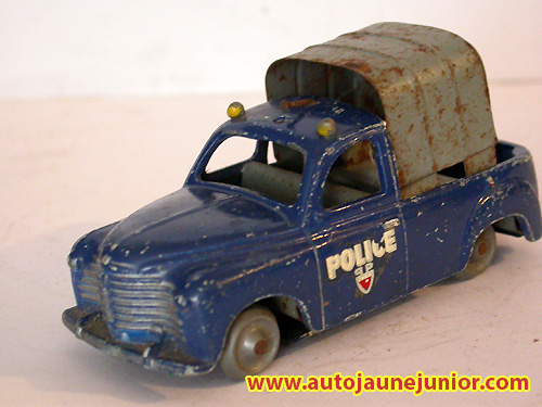 Renault Prairie pick up police