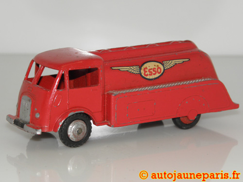 Ford camion citerne 