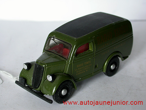 Dinky Matchbox camionette Radio Times